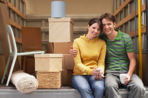 Flexible moving support for homes and small businesses in Aldersbrook